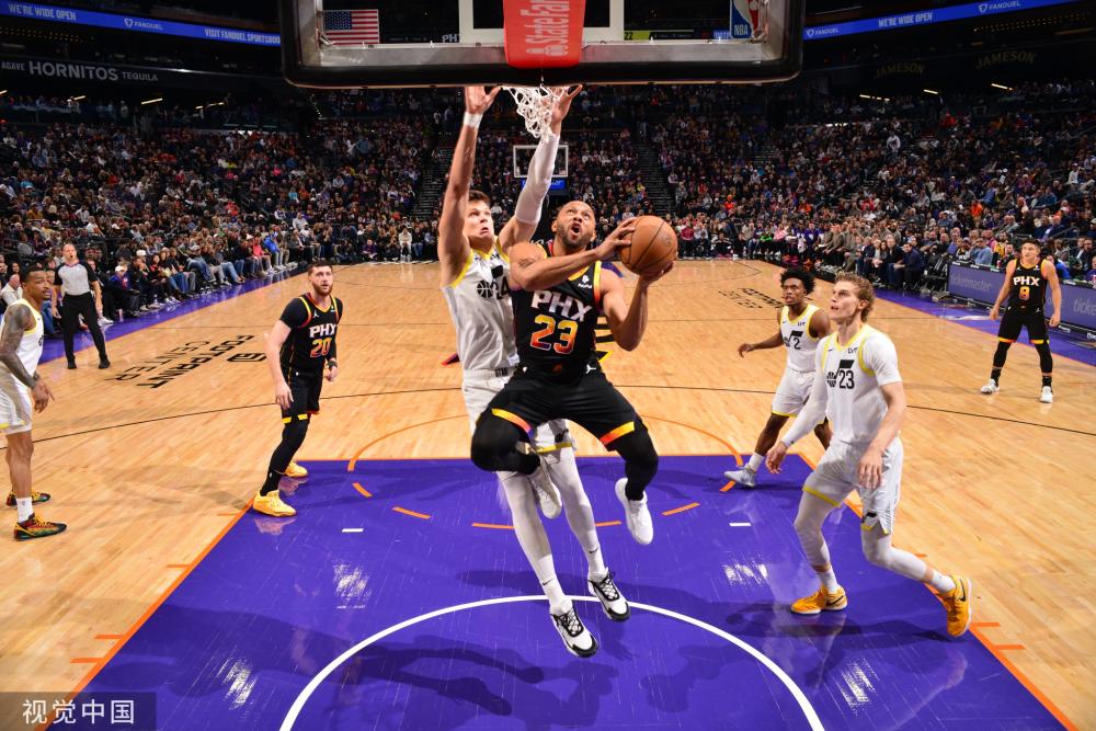 尽管加维的 尽管加维的